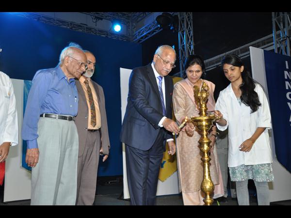  వైట్ కోట్