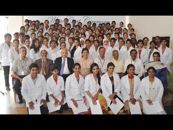  వైట్ కోట్