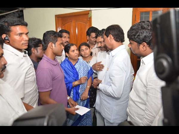 ఈ కార్యక్రమంలో డీప్యూటీ సీఎం రాజయ్య