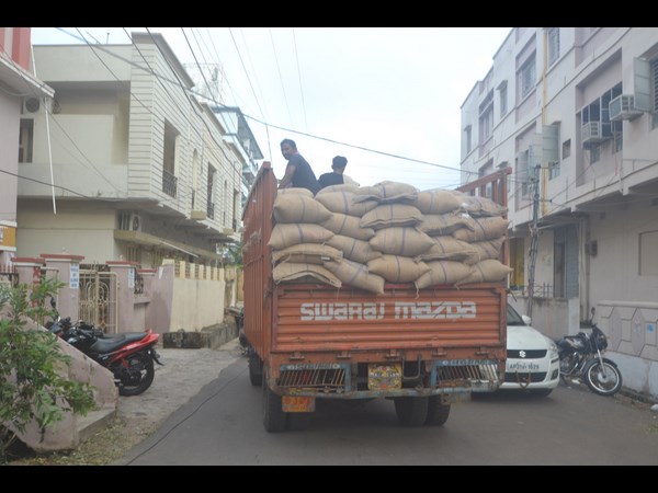 అధికారులపై సీఎం చంద్రబాబు నాయుడు అసంతృప్తి 