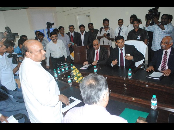 'బిల్డ్ ఆంధ్రా'
