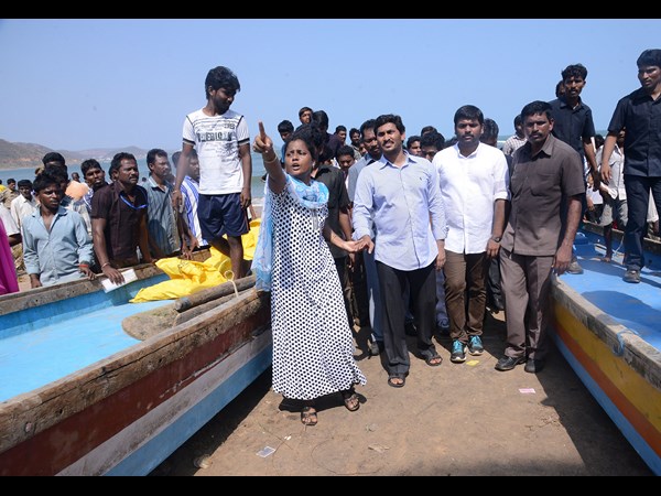 వైయస్ జగన్