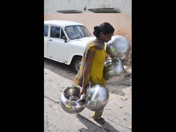 కోలుకుంటున్న విశాఖ