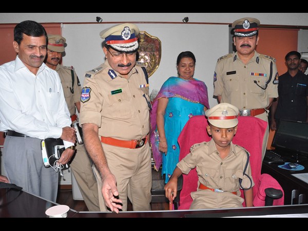 కోత్వాల్‌గా సాదిక్