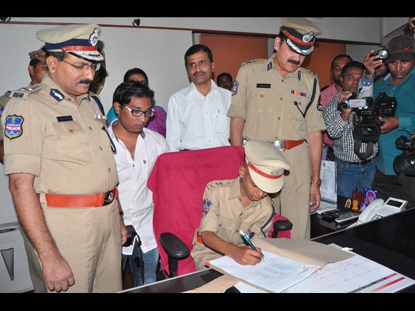 కోత్వాల్‌గా సాదిక్
