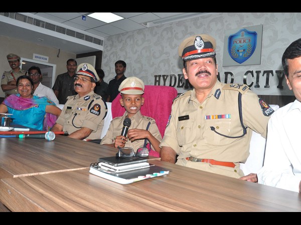కోత్వాల్‌గా సాదిక్