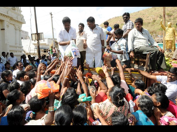 వైయస్ జగన్