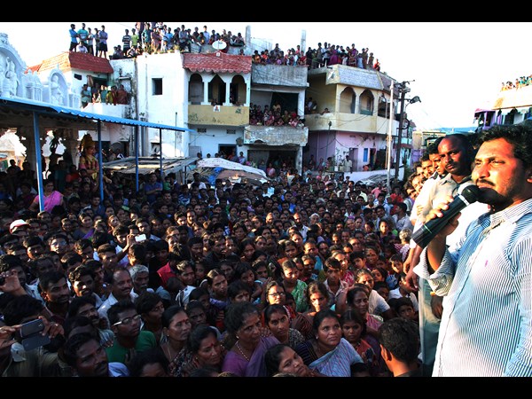 జగన్ ఓదార్పు