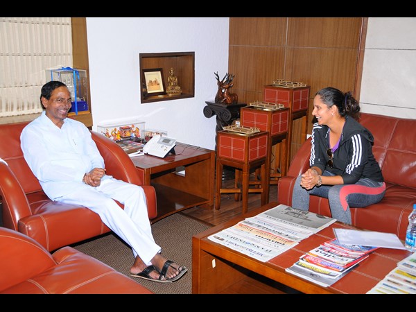 కెసిఆర్‌తో సానియా