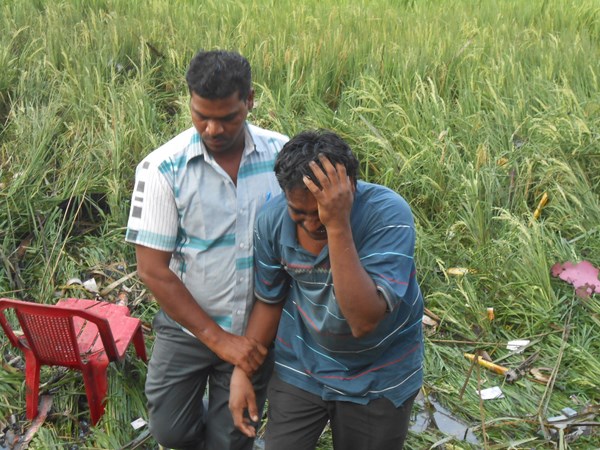 బాణసంచా పేలుడు ఘటన చెల్లా చెదురుగా మృతదేహాలు