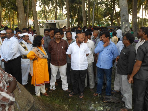  బాణసంచా పేలుడు ఘటన చెల్లా చెదురుగా మృతదేహాలు