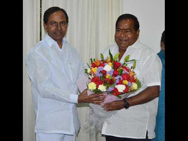 కేసీఆర్