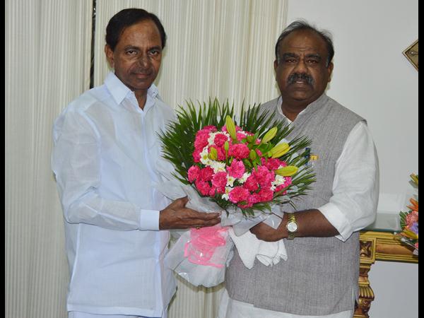 కేసీఆర్