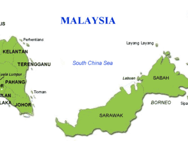 Shocking: Ethnic Indian crawls for 3 days after car crash in Malaysia! Shocking: Ethnic Indian crawls for 3 days after car crash in Malaysia!