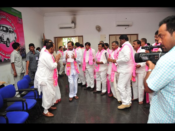 కెసిఆర్