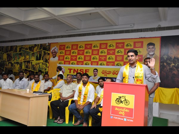 కెసిఆర్‌కూ గుణపాఠం