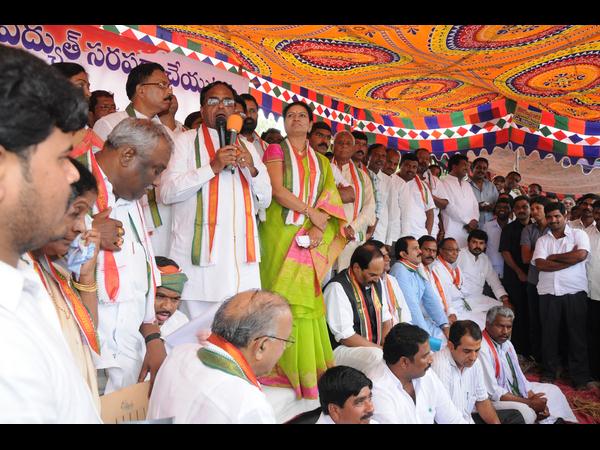  మహబూబ్ నగర్ జిల్లా ధర్నా