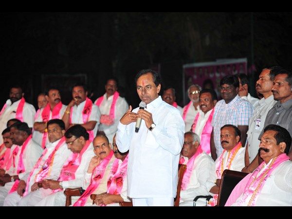 తెరాసలోకి తీగల, తలసాని తెరాసలోకి తీగల, తలసాని