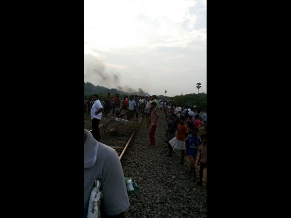 రైల్వే లైన్ కట్