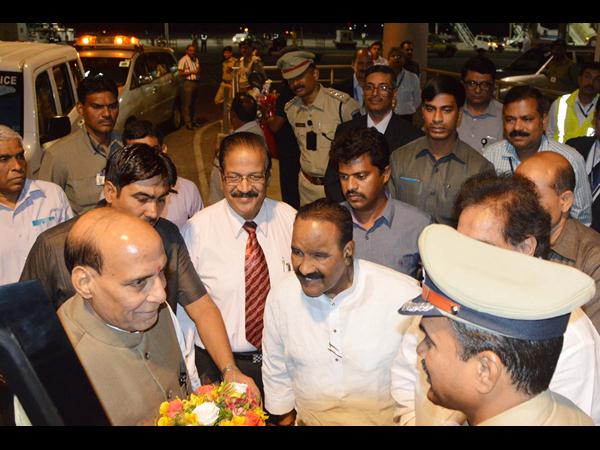 రాజ్నాథ్ - నాయిని రాజ్నాథ్ - నాయిని