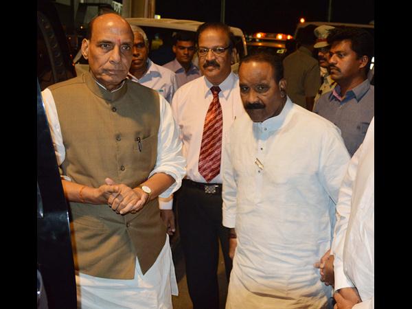 రాజ్నాథ్ - నాయిని రాజ్నాథ్ - నాయిని