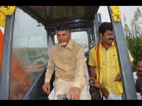 చంద్రబాబు ఇలా...