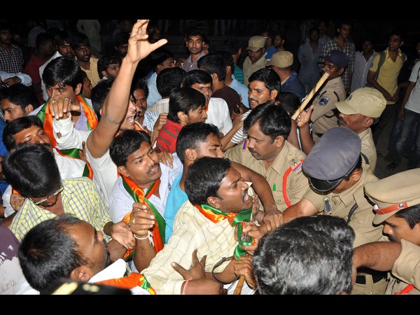 కిస్ ఆఫ్ లవ్