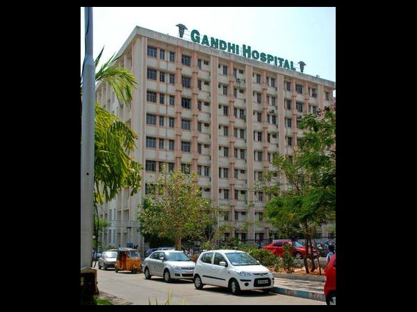  సమ్మే ఆపేది లేదంటున్న జూడాలు 