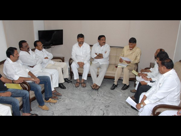 ఎమ్మెల్యేతో.. ఎమ్మెల్యేతో..