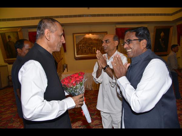 పొన్నాల లక్ష్మయ్య శుభాకాంక్షలు