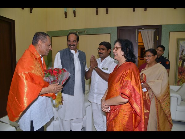 గీతారెడ్డి, ఉత్తమ్