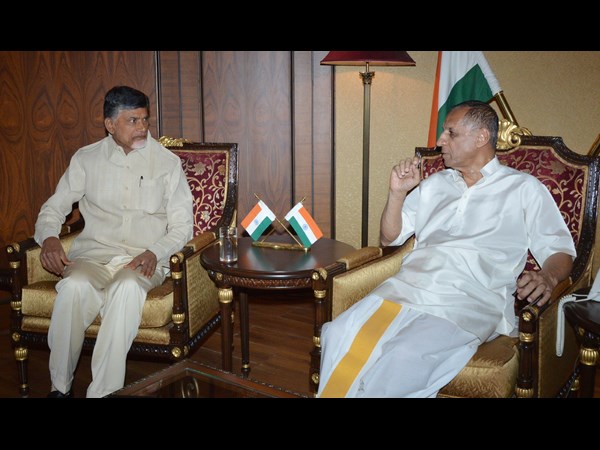 గవర్నర్‌తో బాబు