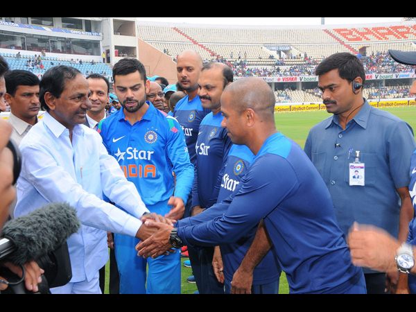 కేసీఆర్