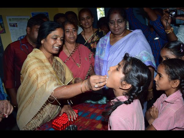 జన్మభూమి కార్యక్రమంలో పాల్గొన్న మంత్రి పరిటాల సునీత