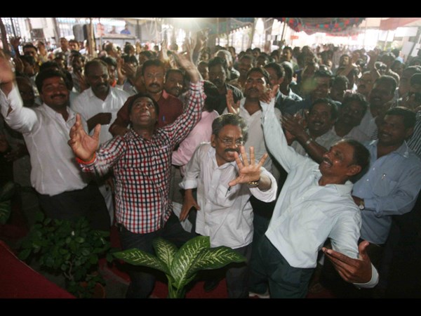 బ్యాంక్ ఉద్యోగుల సమ్మె