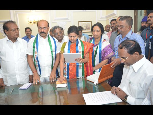 అఖిల ప్రియ