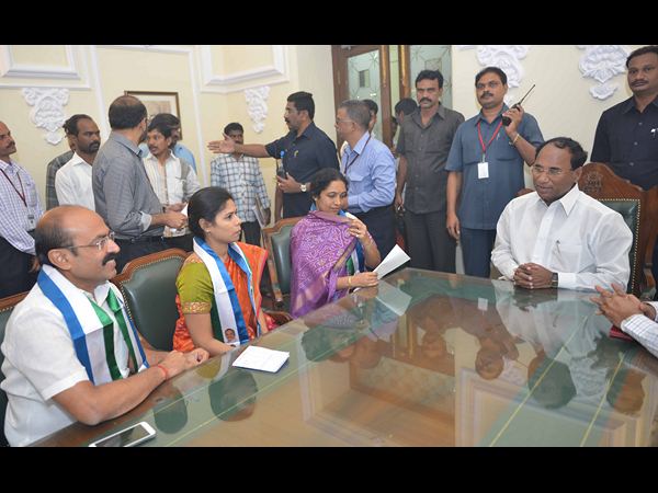  అఖిల ప్రియ