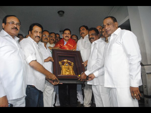 నేను హైదరాబాద్‌లో పుట్టాను: సుజనా
