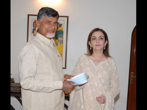 నీతా అంబానీ