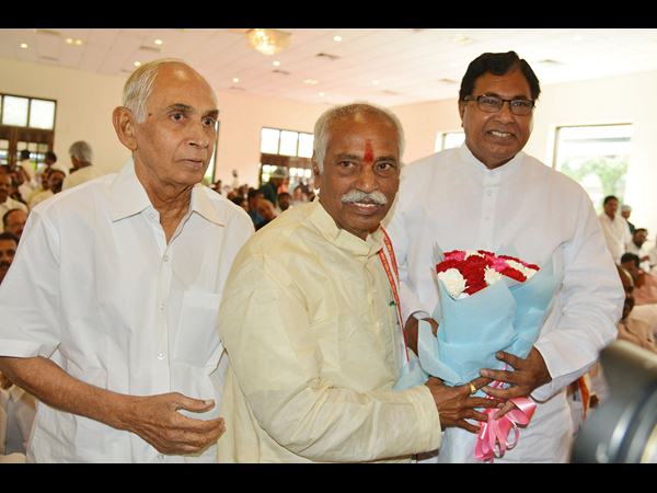  పౌర సన్మానం