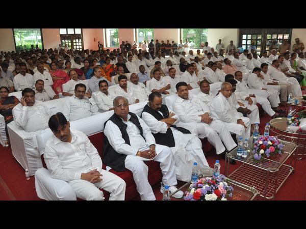  పౌర సన్మానం