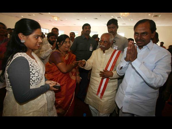  పౌర సన్మానం