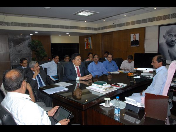  మెట్రో రైలుపై సమీక్ష