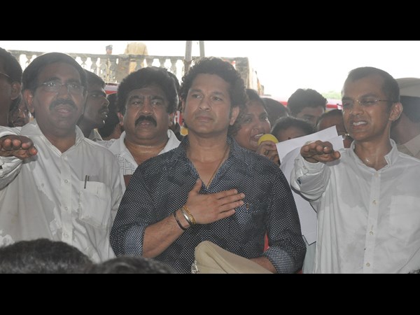 సచిన్ టెండుల్కర్