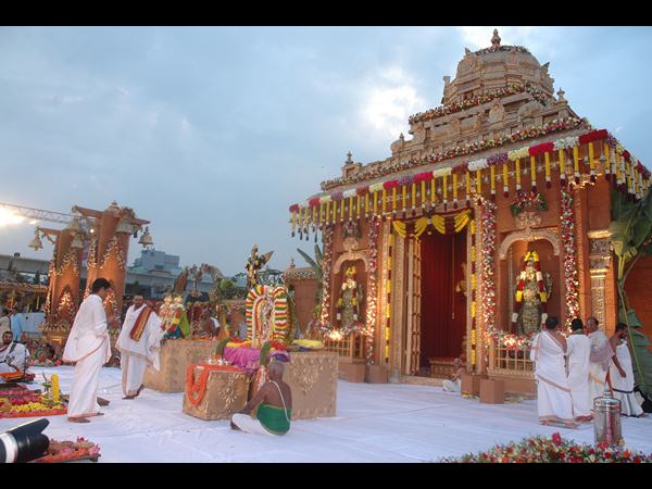 శ్రీవారి కల్యాణోత్సవంలో సీఎం కేసీఆర్