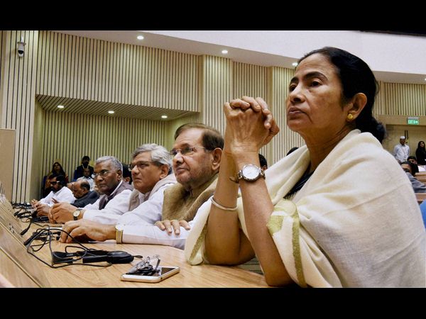  నెహ్రూ వల్లే దేశంలో సంస్కరణలు: సోనియా