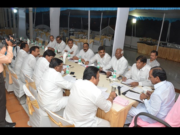 కేసీఆర్