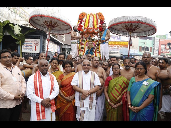 అమ్మవారి వైభవం