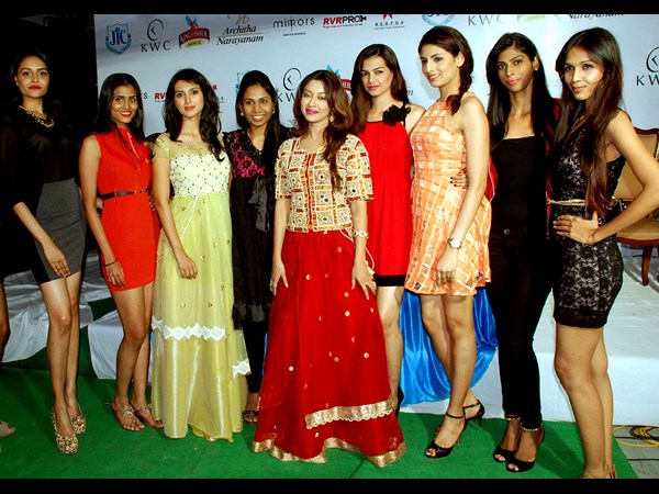 కర్టెన్ రైజర్