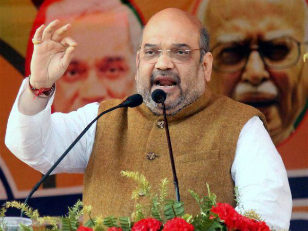 Saradha scam money used to fund Burdwan blast: Amit Shah Saradha scam money used to fund Burdwan blast: Amit Shah